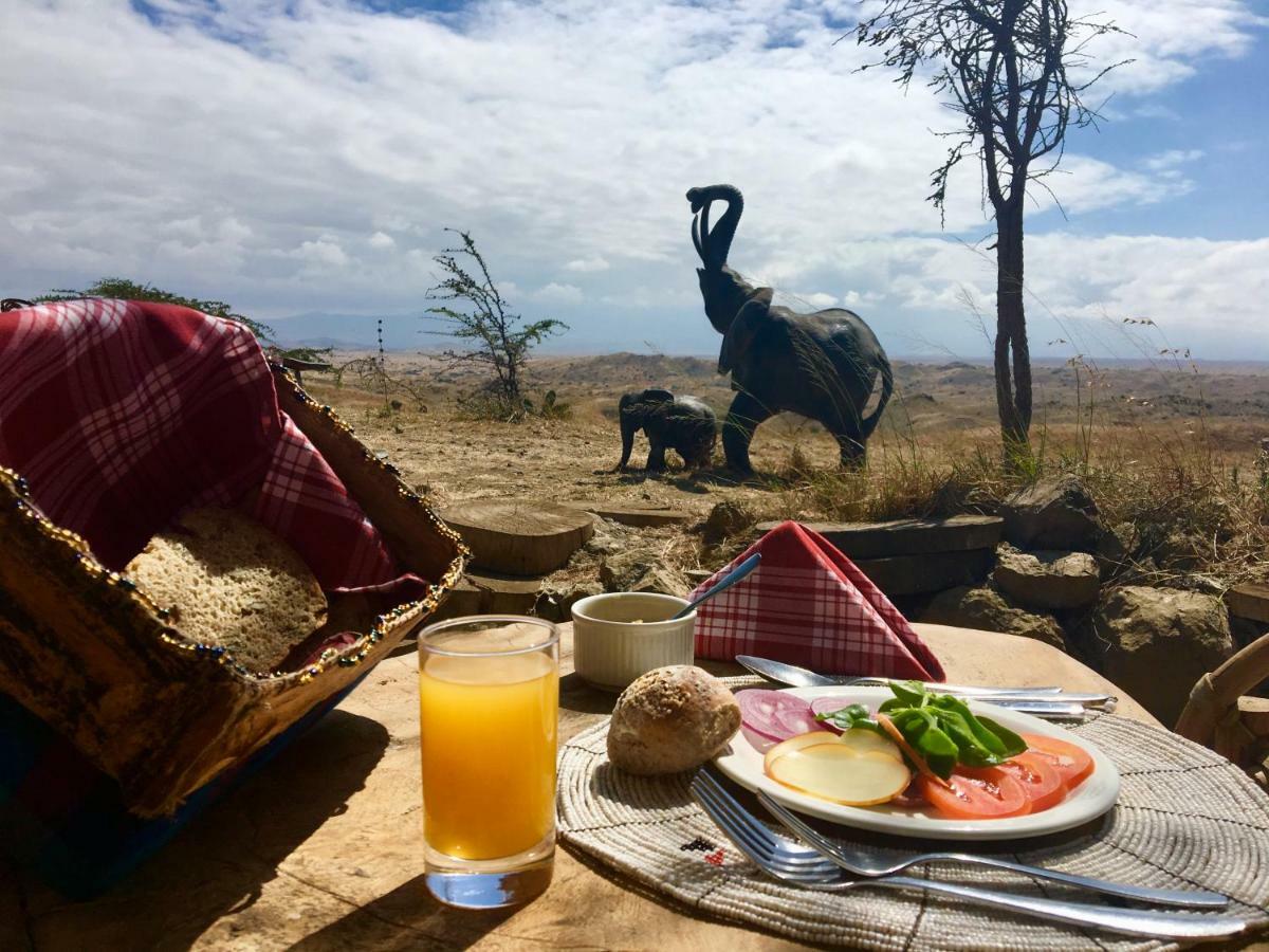 Original Maasai Lodge - Africa Amini Life Engare Nanyuki 외부 사진
